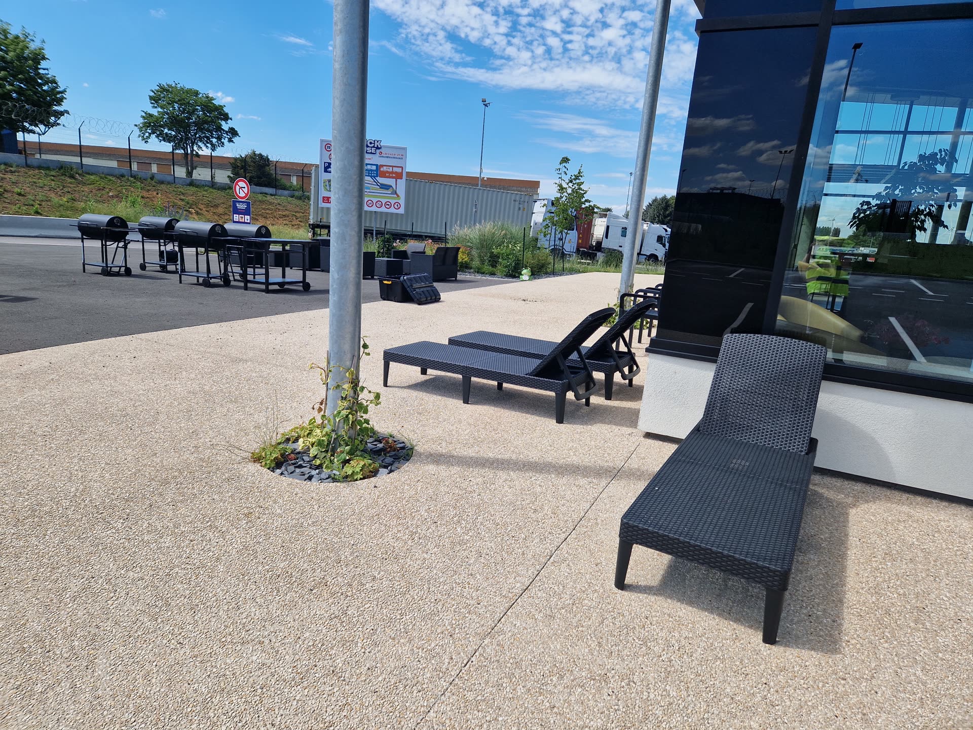 Relaxation terrace